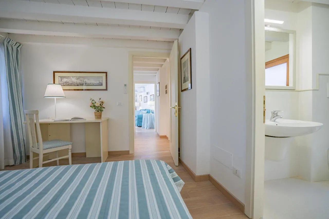 Ca' Dei Musicanti 2 Charming Apt In Cannaregio Venice 0*,