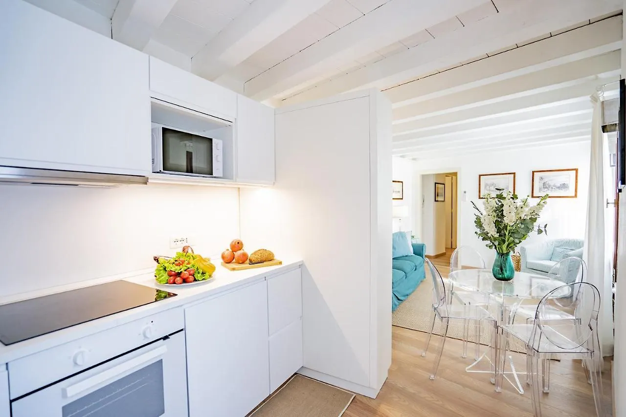 Ca' Dei Musicanti 2 Charming Apt In Cannaregio Венеция Италия